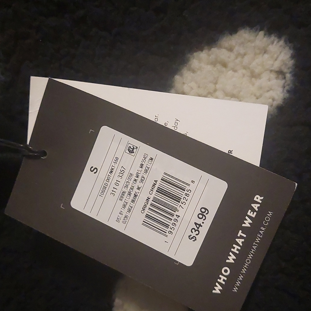 Sweater-Small - Picture 3 of 3
